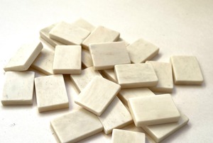 Enrouleur de Fil Écologique en Os de Buffle en Forme de Puzzle, Support de Fil Naturel Fait Main, Outil de Tissage, Couture et Broderie Personnalisée - Product Image 6