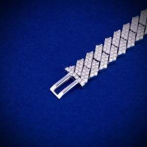 เครื่องประดับแฟชั่นใหม่ สไตล์แร็ปเปอร์ ฮิปฮอป ชุบโรเดียม ประดับโมอิสซาไนต์ สร้อยข้อมือแต่งงาน เงินแท้ 925  แบบคิวบา ประดับเพชรทรงเหลี่ยมคมชัด - Product Image 5