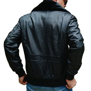 Chaqueta Bomber de Cuero Genuino Negro para Hombre, Cuello de Piel Sintética, Cortavientos, Invierno, Corte Regular, Cierre de Cremallera, Estilo Motero Urbano - Product Image 4