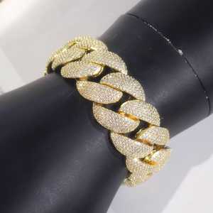 Pulsera de eslabones cubanos con incrustaciones de moissanita VVS, brillante, de plata de ley 925, para uso unisex. - Product Image 2