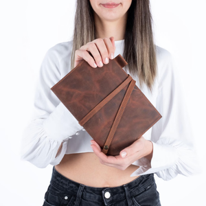 Diario de Cuero Personalizado A5, Cuaderno con Costuras Reforzadas, Tapa Blanda, Diario de Oración y Viajes, Regalo de Navidad o Graduación, con Correa y Cierre - Product Image 2