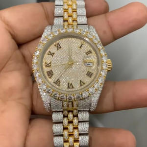 Montre en Moissanite pour Hommes avec Boîtier en Acier Inoxydable Cadran en Verre Résistance à l'Eau 30 Bar - Product Image 1