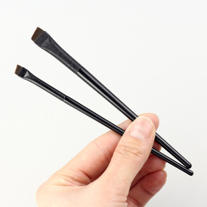 Pincel Delineador de Cejas Angulado Pequeño, Herramienta de Maquillaje Profesional para Tinte de Cejas y Uso al por Mayor - Product Image 2