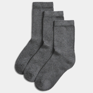 Chaussettes hautes unies grises côtelées en tricot respirant pour adultes, usage quotidien, Harry Johnson Production 2026 - Product Image 2