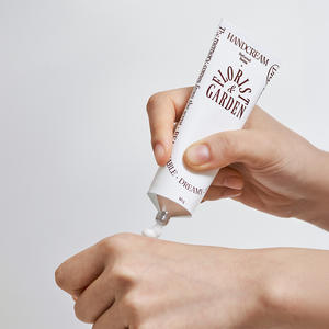 Crème pour les mains ODID, beurre parfumé avec des ingrédients minéraux hydratants FloristGarden, parfum floral pour les peaux normales, adultes - Product Image 1