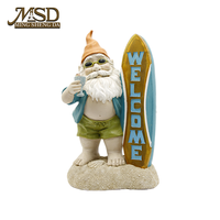 Figurine de gnome de plage sculptée en résine, planche de surf solaire lumineuse 'Bienvenue', décoration de jardin, ornement nautique côtier, vente en gros B2B CN
