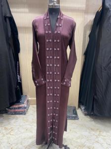 Elegante Abaya Morada de Satén con Diamantes y Bordados a Mano, Vestido Largo de Manga Larga para Mujer, Estilo de Oriente Medio, Uso Diario - Product Image 4