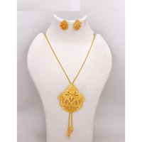 Vente en gros de bijoux en laiton de luxe ensembles de bijoux de mariage plaqué or Dubai afrique ensembles de colliers bijoux pendentif chaîne