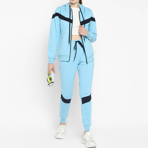 ชุดออกกำลังกายผู้หญิงคุณภาพสูง ผ้าโพลีเอสเตอร์ ซิปแบบพิเศษ ดีไซน์ 2 in 1 ระบายอากาศได้ดี เป็นมิตรกับสิ่งแวดล้อม รับสกรีนโลโก้ เหมาะสำหรับฤดูหนาว - Product Image 4