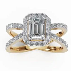 แหวนเพชรทรงฮาโลแบบวงแหวนไขว้ น้ำหนักรวม 1,467 กะรัต ประกอบด้วยเพชรเลี้ยงในห้องปฏิบัติการ 55 เม็ด แหวนทอง 9, 14, 18 กะรัต - Product Image 1