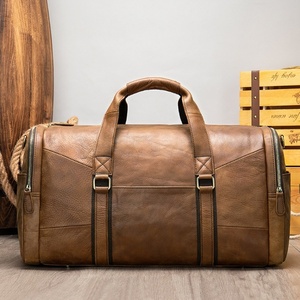 Sacs de voyage en cuir véritable de qualité supérieure fabriqués au Pakistan, sacs de week-end décontractés en cuir, sacs de voyage pour week-end - Product Image 1