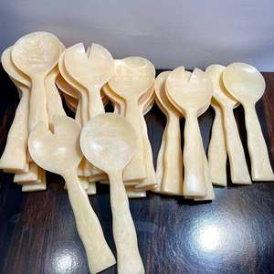 Ensemble de cuillères à servir en résine artisanale 10 ml, design traditionnel, finition miroir, manche long, durable, écologique, compatible lave-vaisselle, pour les fêtes - Product Image 6