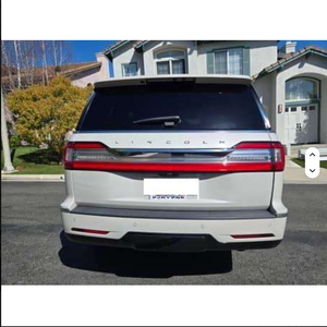 Lincoln Navigator Reserve SUV 2024 Usado, Transmisión Manual, Volante a la Izquierda, Motor Turbo, Asientos de Cuero, Neumáticos R21, Cámara Trasera - Product Image 3