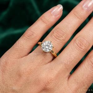 Anillo de Compromiso Solitario de Oro Amarillo de 9KT, 10KT, 14KT, 18KT con Diamante Cultivado en Laboratorio, 6 Puntas, Lujoso, Certificado por IGI - Product Image 6