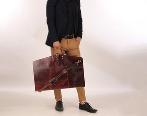 Luxury Retail Genuine Leather Casual <b>Suit</b> Carrier Garment Bag Heavy Duty Protection Zipper Closure Custom Branding LSC-0025 - Product Image 1