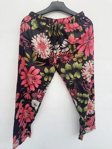 Conjunto de Pijama de Mujer con Estampado Floral, Manga Corta, Botones, para Primavera, Otoño y Verano, Uso Diario Informal y Cómodo - Product Image 2