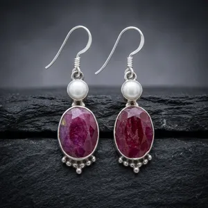 Pendientes Colgantes de Plata de Ley 925 con Cuarzo Rojo y Perla Blanca, Joyería Vintage Hecha a Mano para Mujer - Product Image 2
