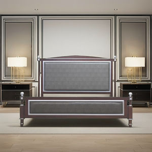 Lit pleine taille en acajou massif, design moderne du milieu du siècle, avec rangement, charme historique et artisanat de menuiserie opulent, finition platine - Product Image 1
