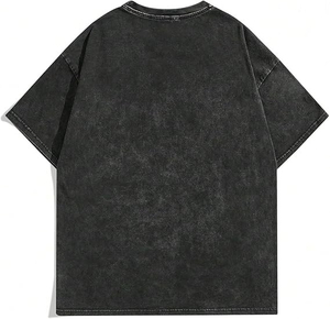 Camiseta Oversize Negra para Hombre con Lavado Ácido, Estampado Gráfico de Dientes Grillz, Cuello Redondo y Manga Corta, Estilo Streetwear - Product Image 3