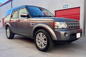 Land Rover LR4 2011, BMW 328-i xDrive Sports Wagon 2012 - Product Image 2