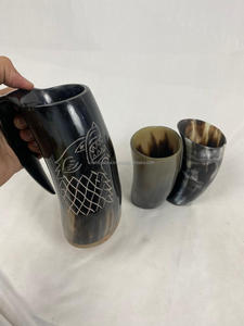 Taza de Cuerno Vikinga Hecha a Mano y Personalizable, Artesanía, Cuerno Genuino de Animal, Religiosa, Histórica, para Recreaciones Europeas - Product Image 4
