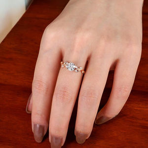 Bague de fiançailles de luxe en moissanite, motif feuille et branche inspiré de la nature, taille ronde, en argent sterling 925, cadeau de bijoux de mariage et d'anniversaire - Product Image 3