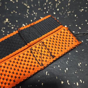 Customized Cotton/Nylon Padded Figure 8 Wrist Support Unisex Lifting Straps Non-Slip Eco-Friendly Lightweight Adjustable High - Product Image 5