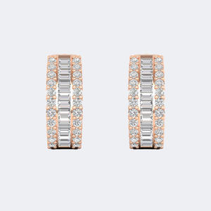 Pendientes de aro Huggie de triple fila con conjunto mixto de circonitas baguette y redondas de 4.30 CTW - Product Image 3