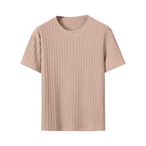 เสื้อยืดแขนสั้นผู้ชายสีพื้น ผ้าถัก ระบายอากาศได้ดี เป็นมิตรกับสิ่งแวดล้อม คอกลม ทรงปกติ สวมใส่สบาย ลายถักแบบเคเบิ้ล - Product Image 5