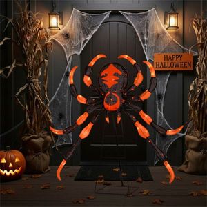 Decorazione di Halloween a Forma di Ragno da 52 Pollici Resistente alle Intemperie con 80 Luci LED, Supporto Robusto in Metallo e Tessuto, Grande Ornamento da Esterno - Product Image 6