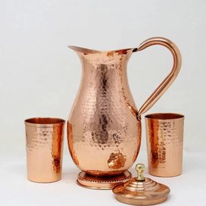 Ensemble de carafes en cuivre pour une esthétique de repas en plein air haut de gamme, ensemble de service d'eau en métal avec verres, durable, réutilisable, pour la cuisine et la salle à manger. - Product Image 6