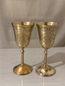 Gobelets à vin vintage en laiton, verres à boire en laiton faits à la main, coupes traditionnelles en métal, articles de bar décoratifs, vaisselle pour la maison - Product Image 1