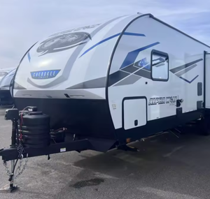 Roulottes de voyage d'occasion 2020, 2022, 2023 - 33BG / 26RL - Forest River Alpha Wolf Camper - Roulottes et camping-cars disponibles - Product Image 6