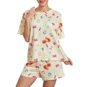 กางเกงขาสั้นลำลองสำหรับผู้หญิง พิมพ์ลายแบบซับลิเมชั่น ดีไซน์กระเป๋าข้างเอวปรับได้ เหมาะสำหรับออกกำลังกายและสวมใส่ทั่วไป - Product Image 3