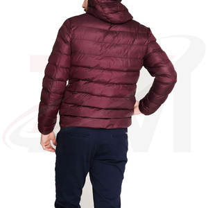 Chaqueta Acolchada para Hombre, Personalizada con Logotipo, de Poliéster, Impermeable, para Uso en Exteriores, Venta al Por Mayor - Product Image 4