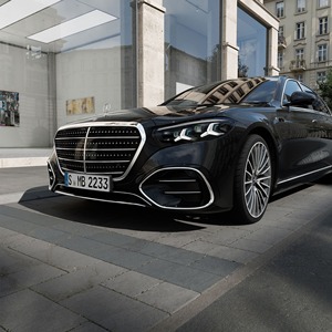 Mercedes Clase S, Sedán de Lujo, Alta Demanda de Mercado, Características Premium, Colores Personalizados OEM/ODM Disponibles, Exportación Global - Product Image 1