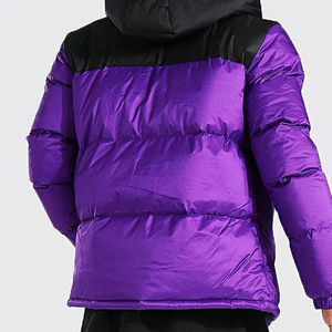 Chaqueta Acolchada Clásica - Abrigo con Capucha para Invierno - Chaqueta de Moda Urbana con Aislamiento Térmico Premium - Product Image 3