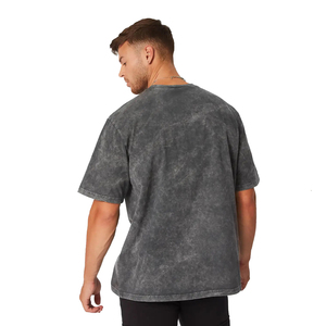 Camisetas cómodas para hombre con lavado ácido y textura desgastada, tela de algodón transpirable, corte relajado, cuello redondo, ideales para salidas informales. - Product Image 3
