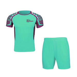 Uniforme de voleibol ligero y duradero hecho de poliéster y tela de malla, adecuado para partidos competitivos y práctica diaria. - Product Image 1