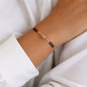 Bracelet style Mangalsutra en or 18 carats avec perles noires et breloque en cristal pour femme, élégant et traditionnel, à porter au quotidien, idéal comme cadeau - Product Image 6