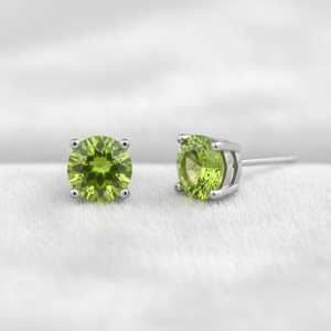 Pendientes de Peridoto Natural en Plata de Ley 925 con Baño de Oro de 14K, Piedra de Nacimiento de Agosto, Color Verde, Joyería Fina para Navidad - Product Image 4