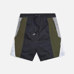 Shorts de basket-ball en maille pour hommes, vente en gros, personnalisables, en polyester respirant, pour la gym, l'entraînement, la course à pied et les sports athlétiques - Product Image 5