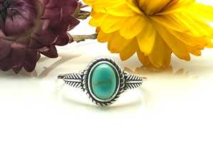 Anillo de Plata de Ley 925 Hecho a Mano, Estilo Vintage, con Turquesa Ovalada, Motivo de Hoja Boho del Suroeste, Borde Trenzado y Gema Decorativa - Product Image 6