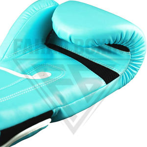 Gants de boxe en PU durables, sur mesure, robustes, faciles à utiliser, pour l'entraînement au combat, taille 10oz 12oz, pour une protection et un confort améliorés - Product Image 5