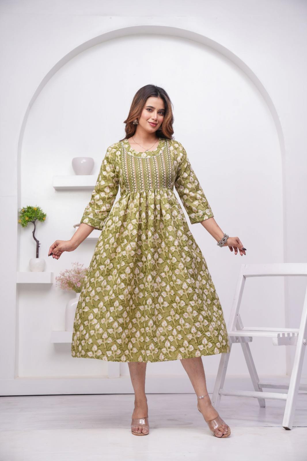 สีเขียว