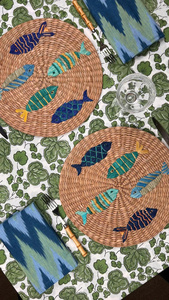 Napperon rond en jonc de mer brodé à la main avec des poissons tropicaux, style bohème côtier, tapis de table tissé naturel pour la décoration de table à manger, cadeau - Product Image 5