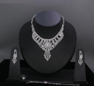 Ensemble collier en diamant de mode de qualité supérieure bijoux de mariage ensemble ras du cou tendance argent plaqué ensemble ras du cou pour femmes et filles - Product Image 2