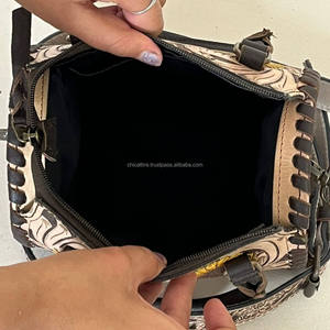 Bolso de Mano Pequeño de Cuero Vacuno de Alta Calidad, Hecho a Mano, para Mujer, Ideal para Gimnasio, Fin de Semana, Viajes y Equipaje - Product Image 6