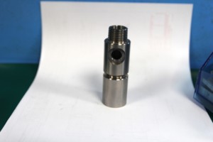 Piezas de Torneado y Fresado CNC de Alta Precisión, Suministro Directo de Fábrica en Vietnam, Material SS304 Certificado - Product Image 6