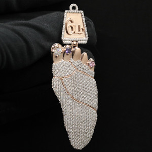 Colgante de Cristal Chapado en Oro Rosa con Diseño de Pies, Joyería Temática Linda para Mujer, Regalo - Product Image 4